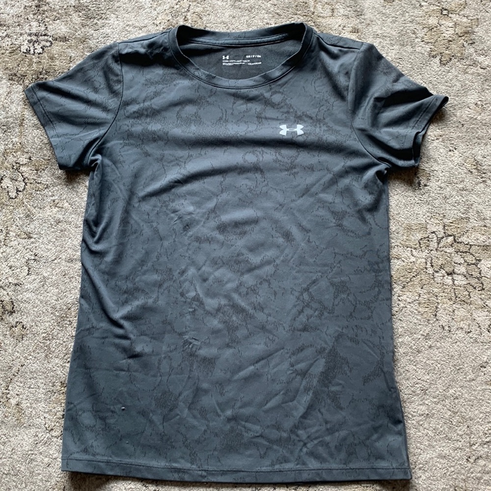 Never been used sports breathable shirt